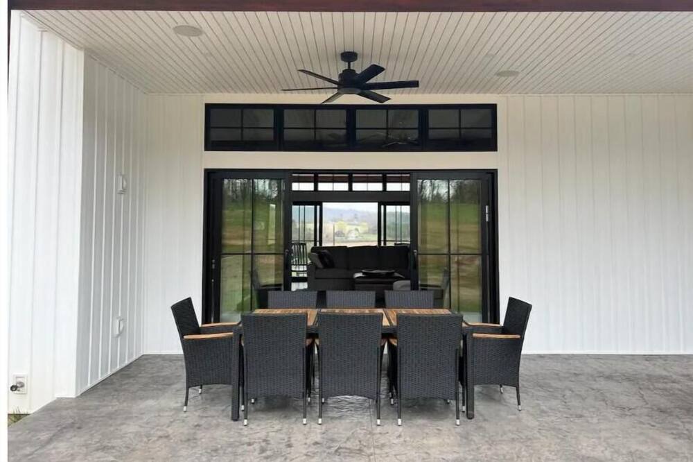 Photo of Patio Balcony in Muncy