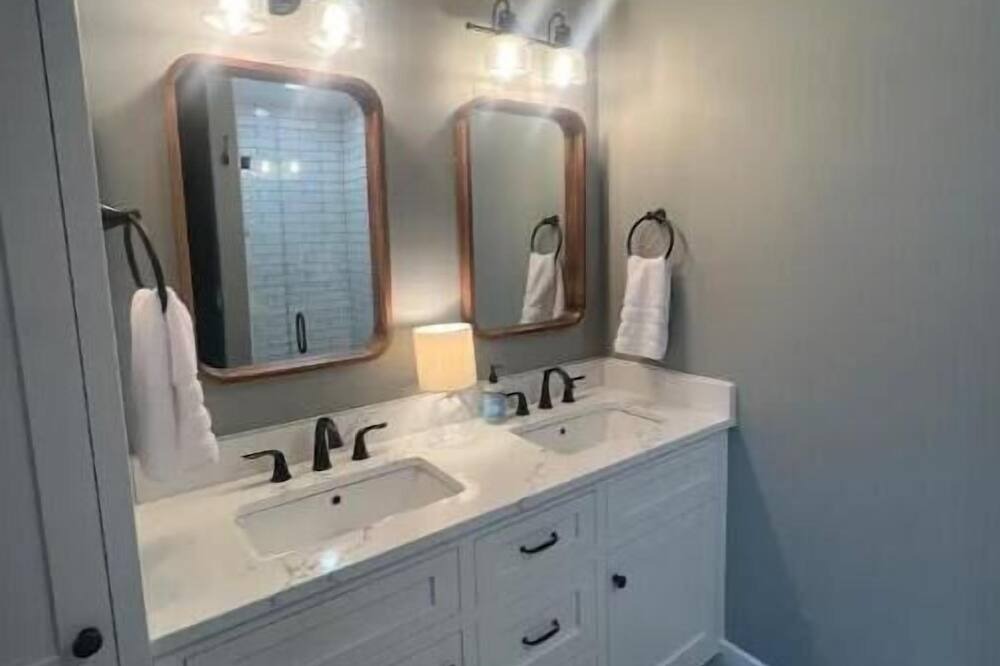 Photo of Bathroom in Muncy