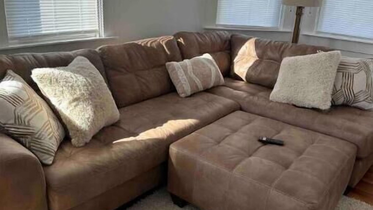 Photo of Livingroom in North Providence