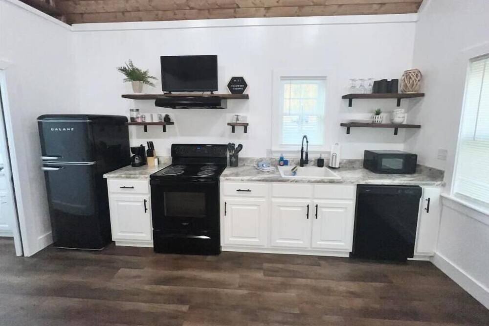 Photo of Kitchen in Albertville