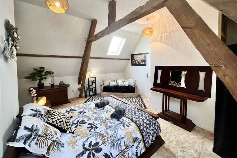 Photo of Bedroom in Caffiers