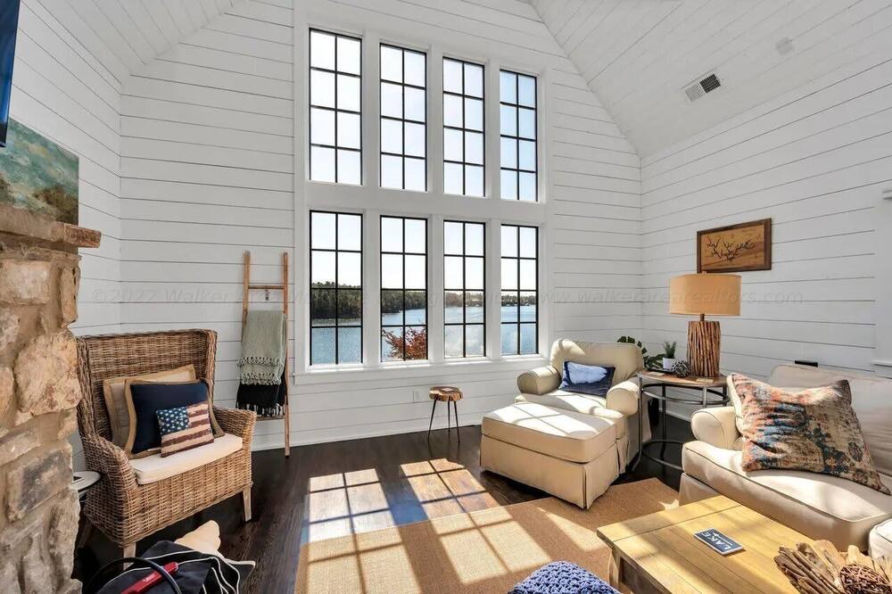 Photo of Bedroom in Crane Hill