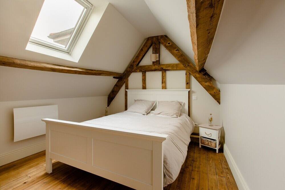 Photo of Bedroom in Saint-Etienne-au-Mont