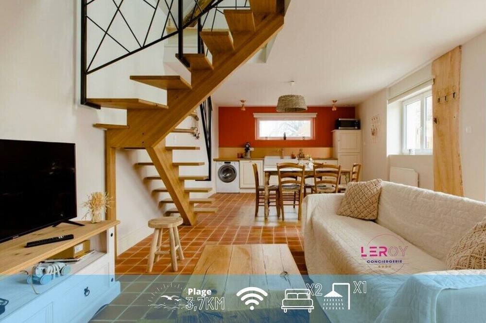 Photo of Livingroom in Saint-Etienne-au-Mont