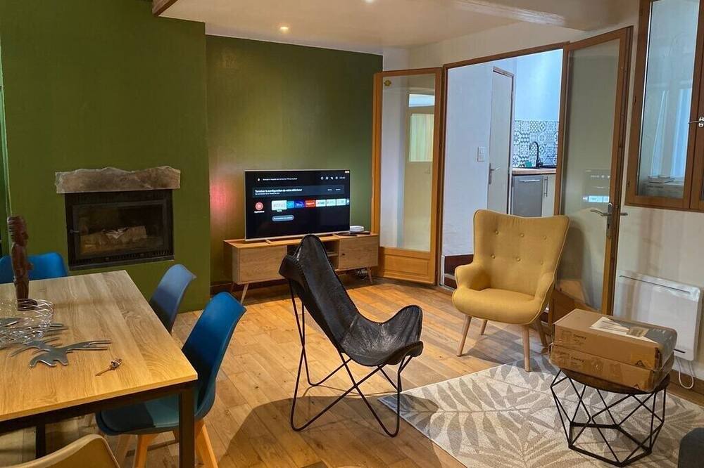 Photo of Others in Dernier Sou