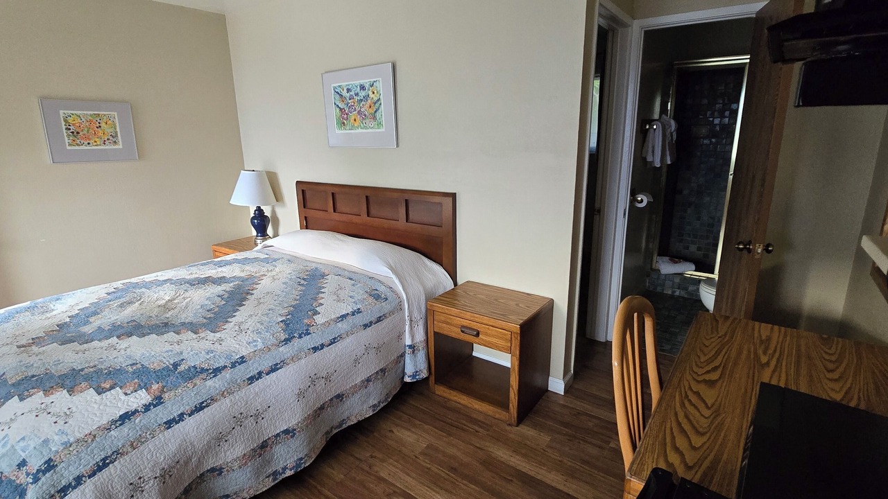 Photo of Bedroom in Jenner