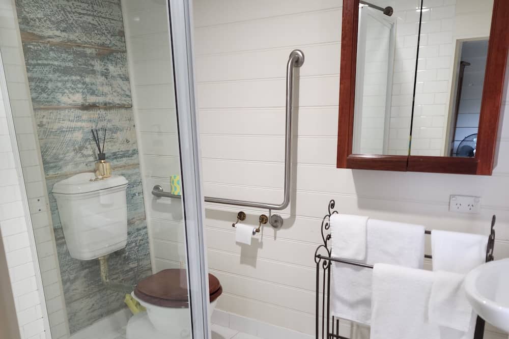 Photo of Bathroom in Hartley Vale