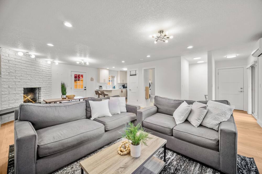 Photo of Livingroom in Vancouver