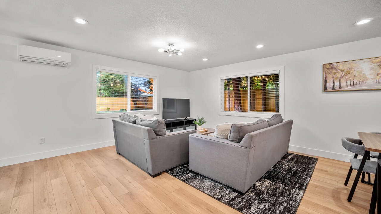 Photo of Others in Vancouver