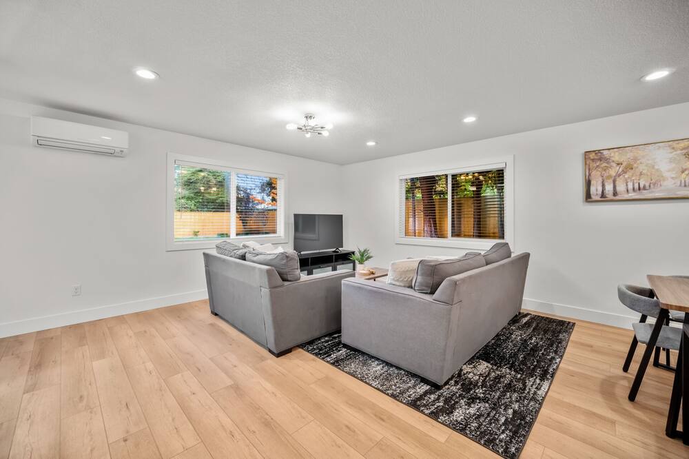 Photo of Others in Vancouver