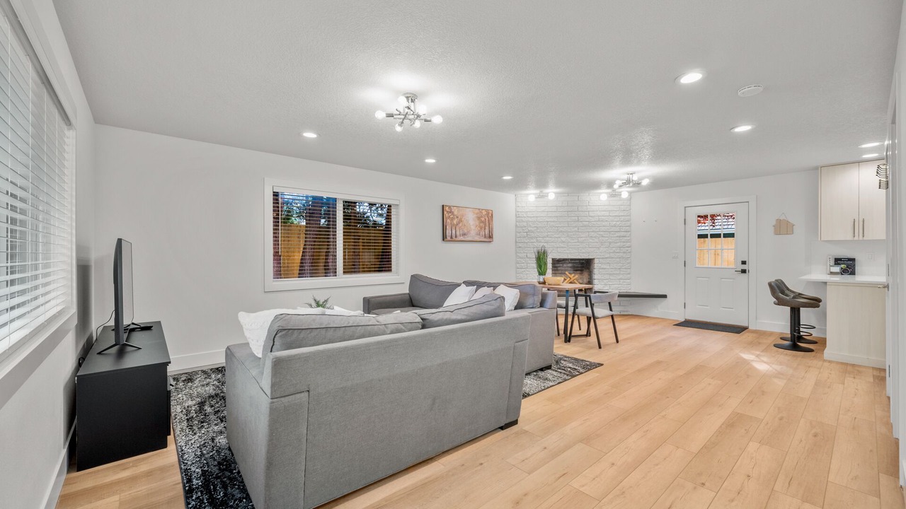 Photo of Livingroom in Vancouver