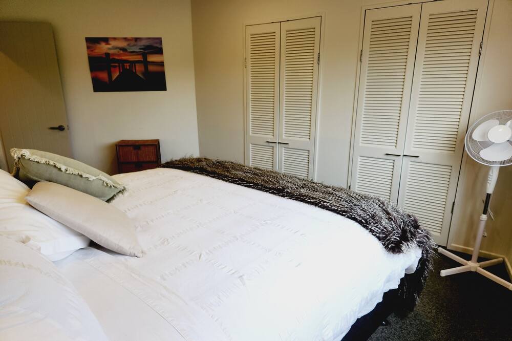 Photo of Bedroom in Waikanae