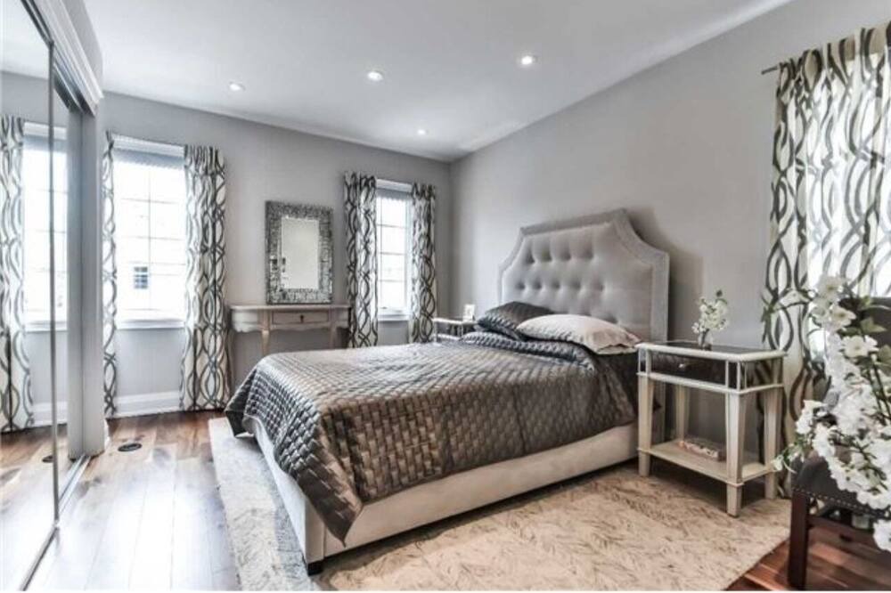 Photo of Bedroom in Lawrence Park