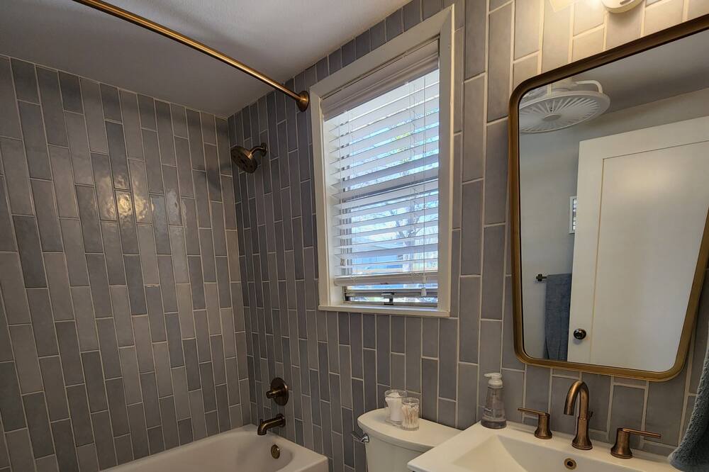Photo of Bathroom in Burnet