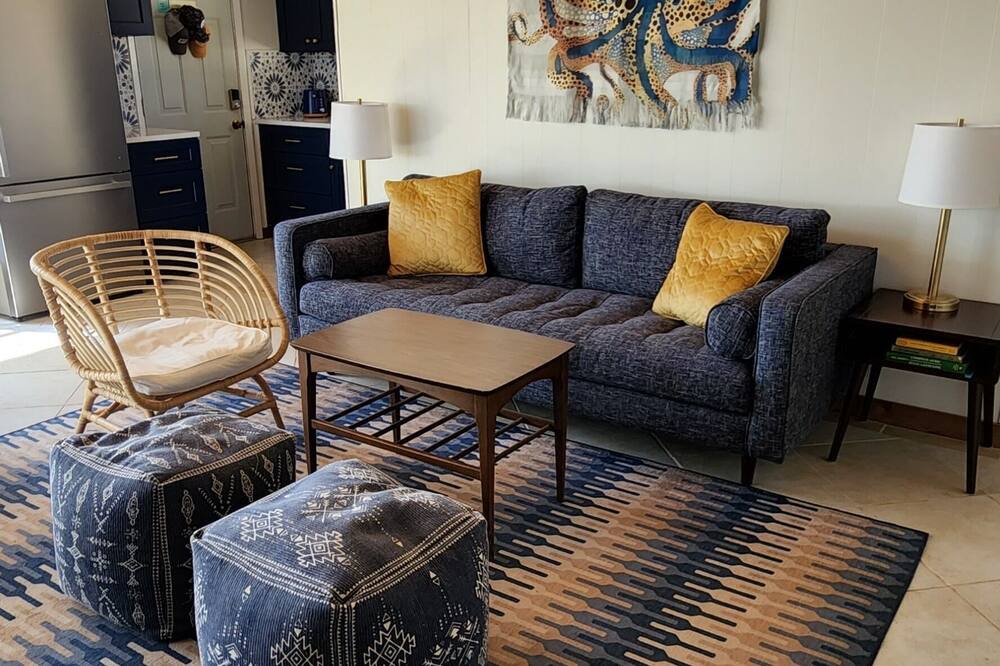 Photo of Livingroom in Burnet