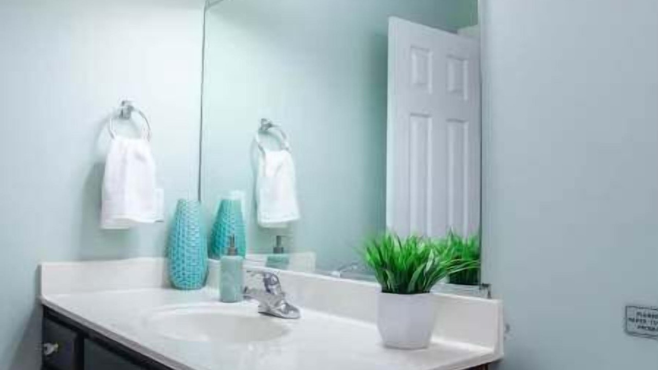 Photo of Bathroom in Chic's Beach