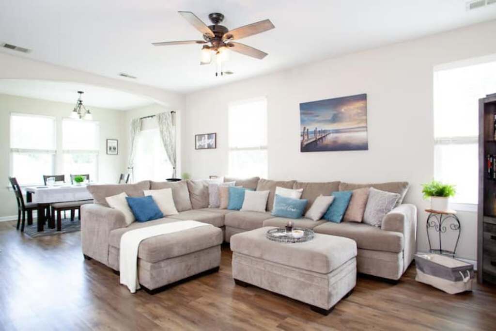 Photo of Livingroom in Chic's Beach
