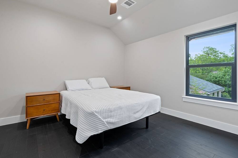 Photo of Bedroom in Cherrywood