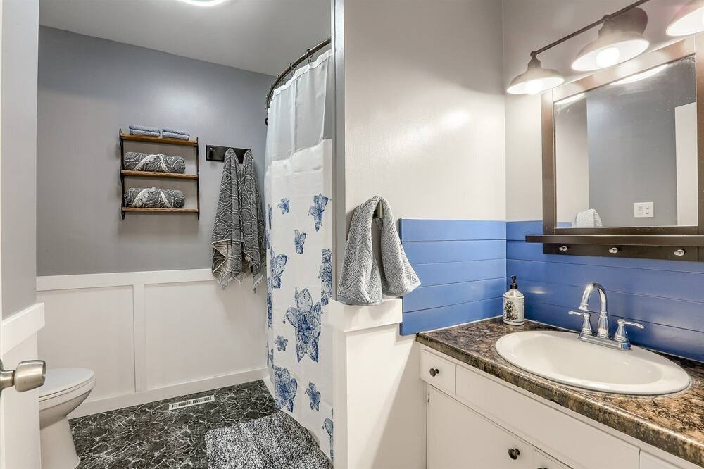 Photo of Bathroom in Highspire