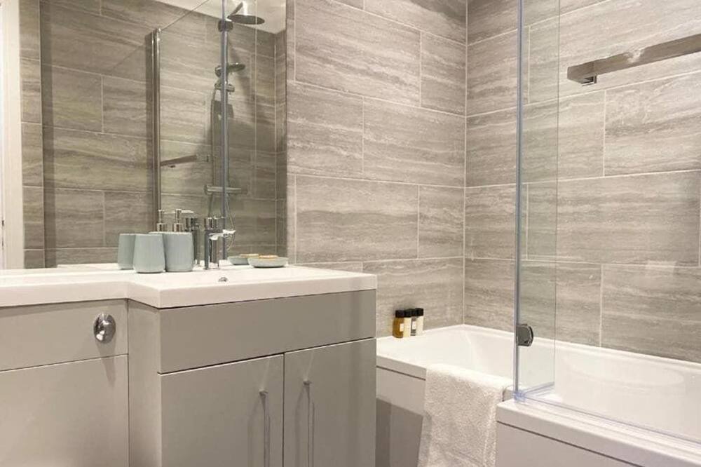 Photo of Bathroom in Rochester East Ward