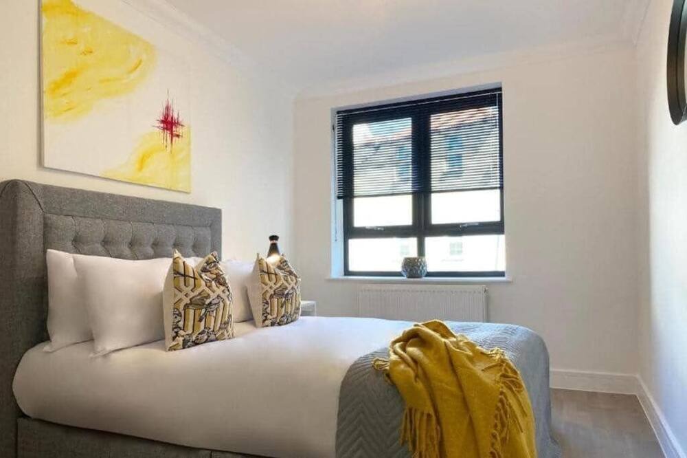 Photo of Bedroom in Rochester East Ward