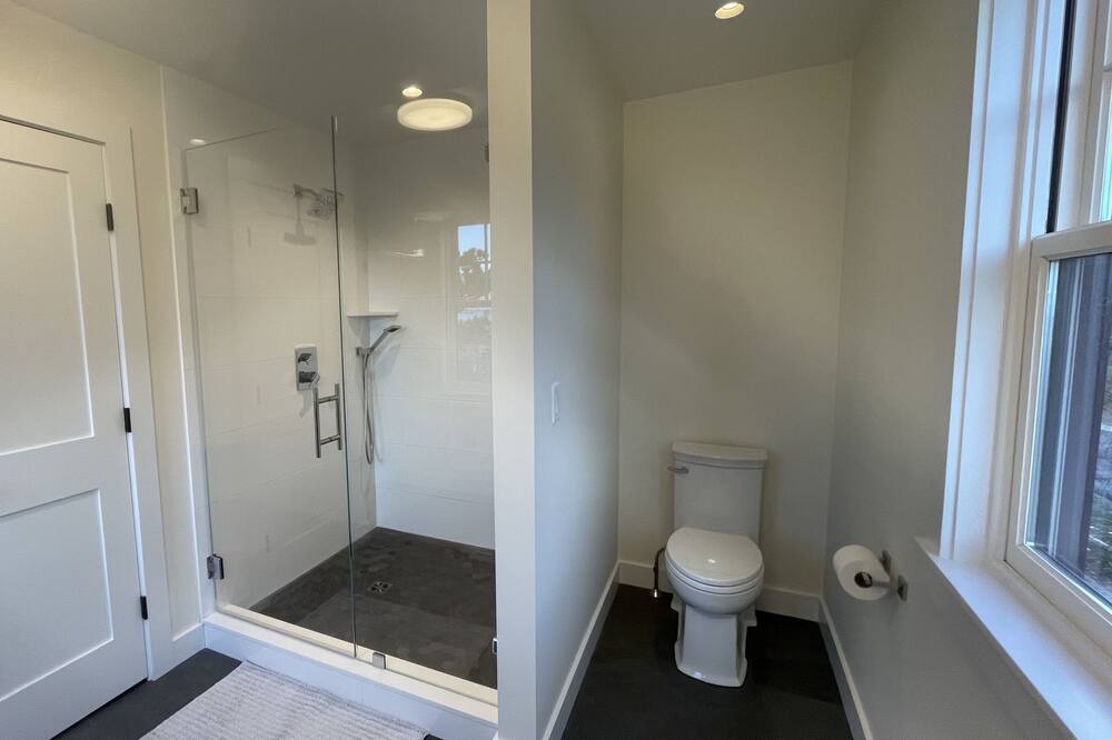 Photo of Bathroom in South Wellfleet
