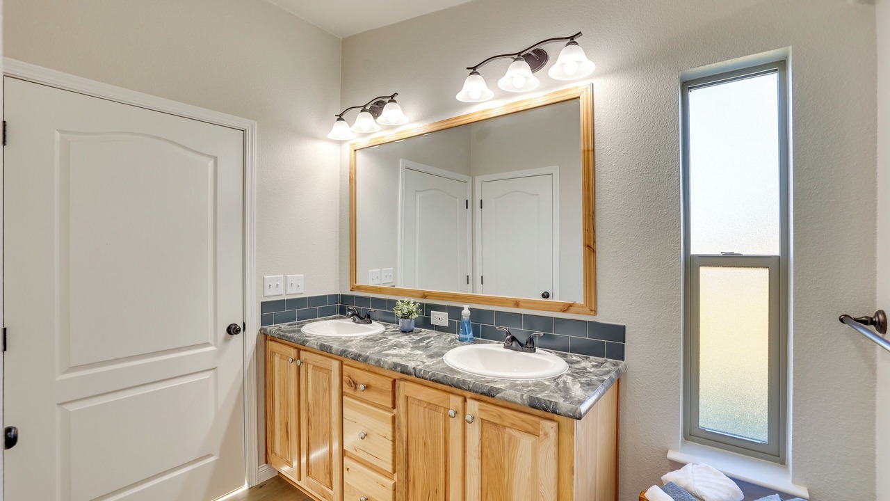 Photo of Others in Harvard