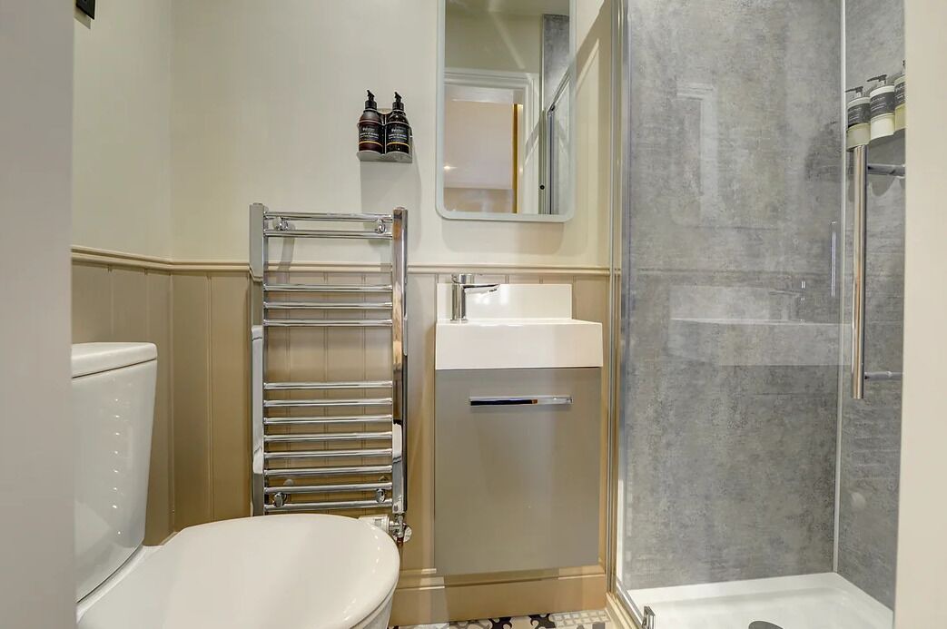 Photo of Bathroom in Henley-in-Arden