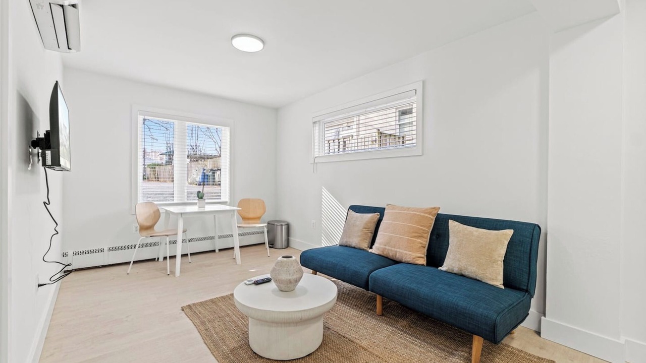 Photo of Bedroom in Virginia Square
