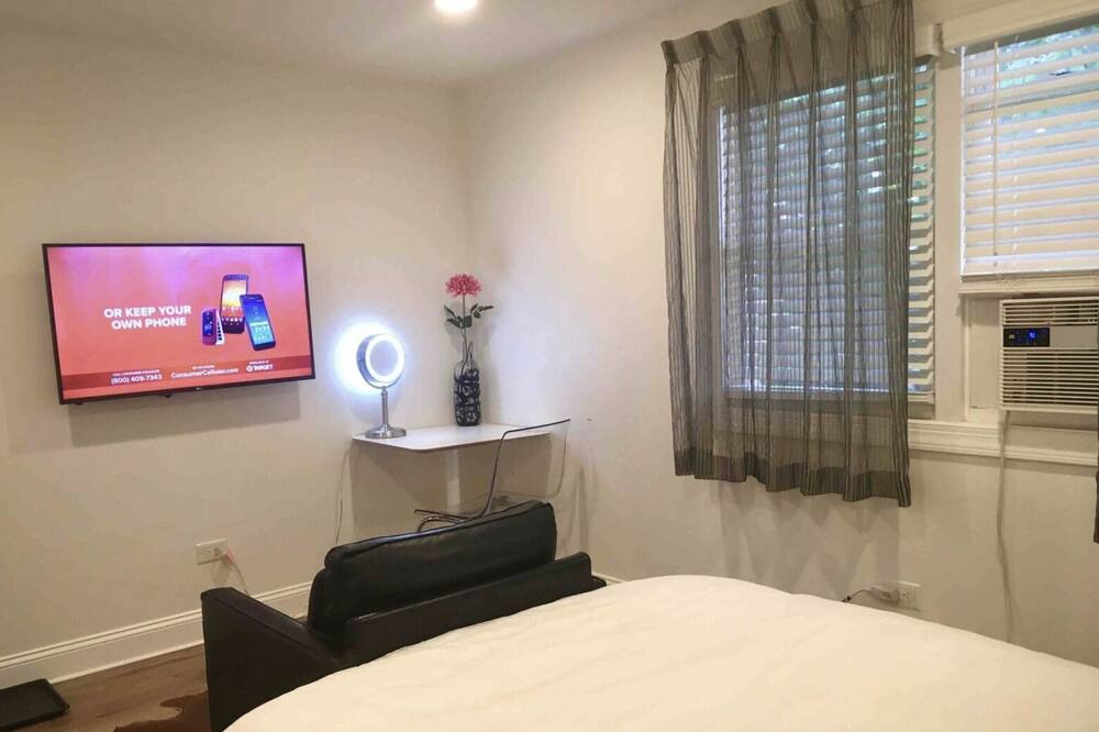 Photo of Bedroom in Washington Park