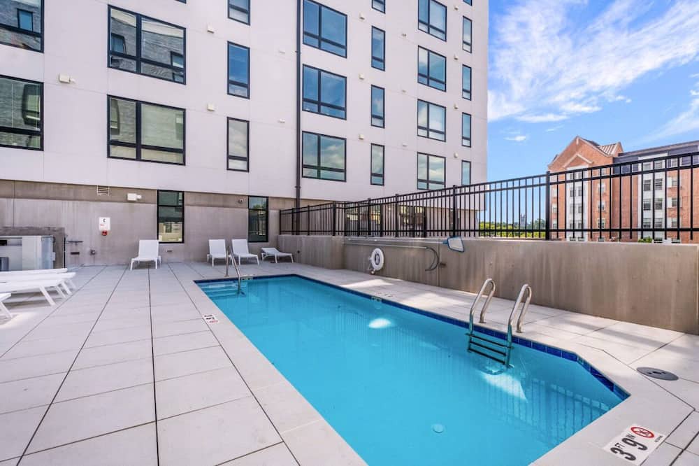 Photo of Outdoor in Monroe Ward