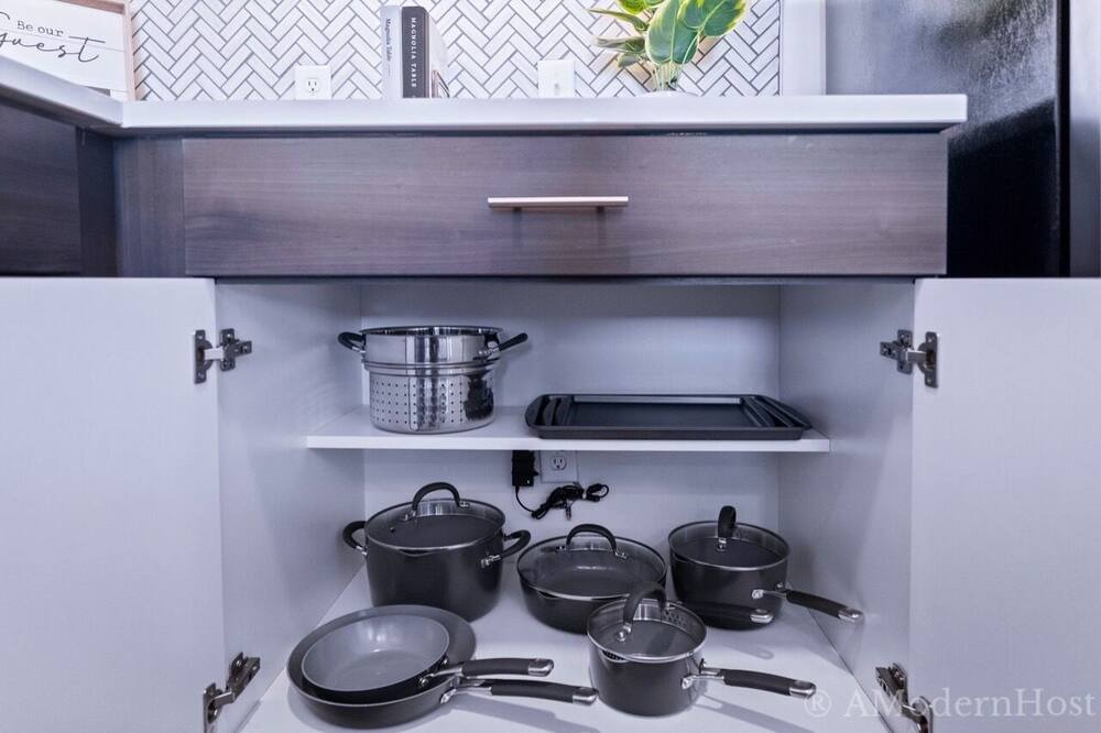 Photo of Kitchen in Monroe Ward