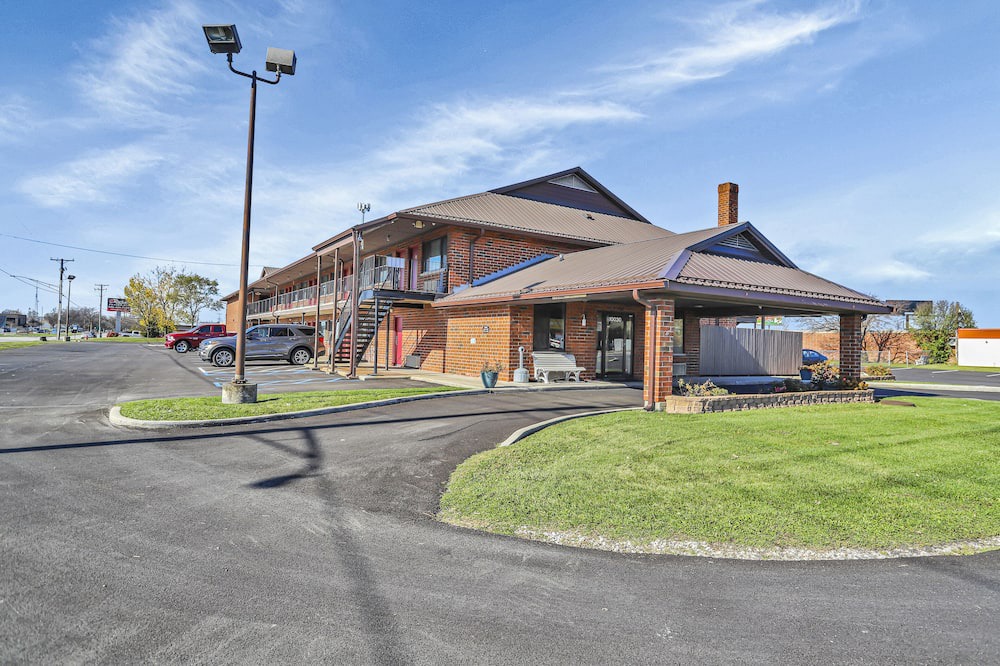 Photo of Outdoor in Chicago Ridge