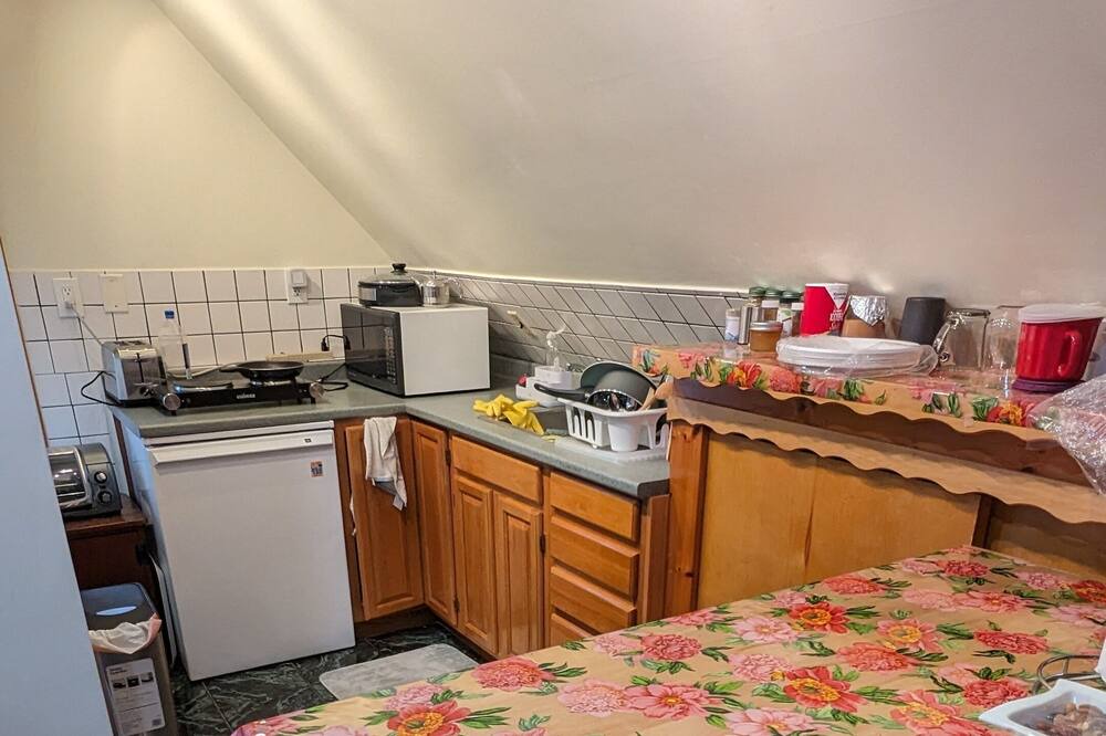 Photo of Others in Hyde Square