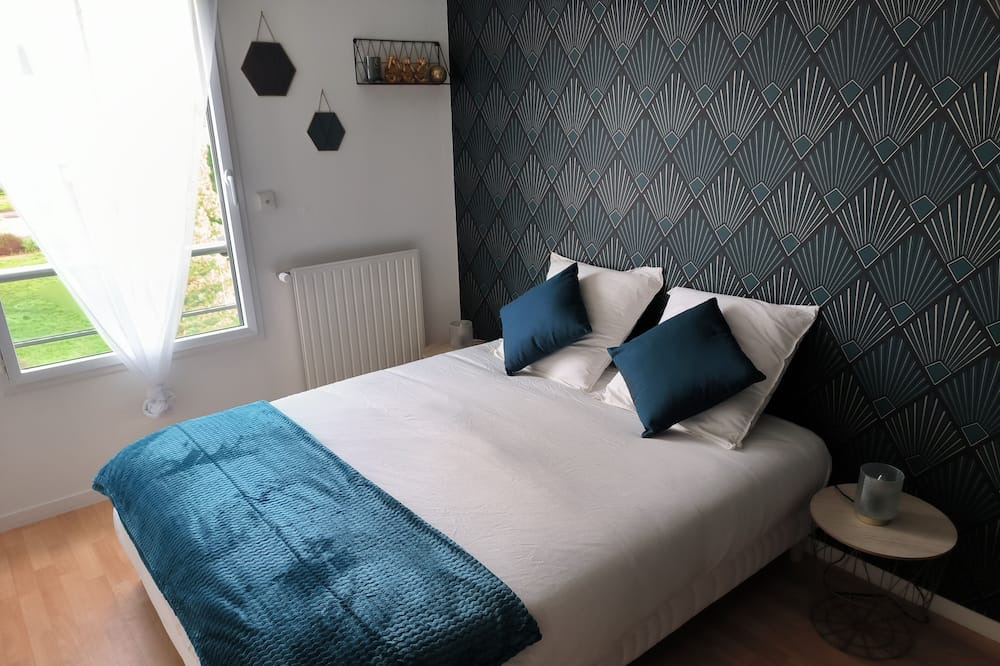 Photo of Bedroom in Cesson-Sevigne