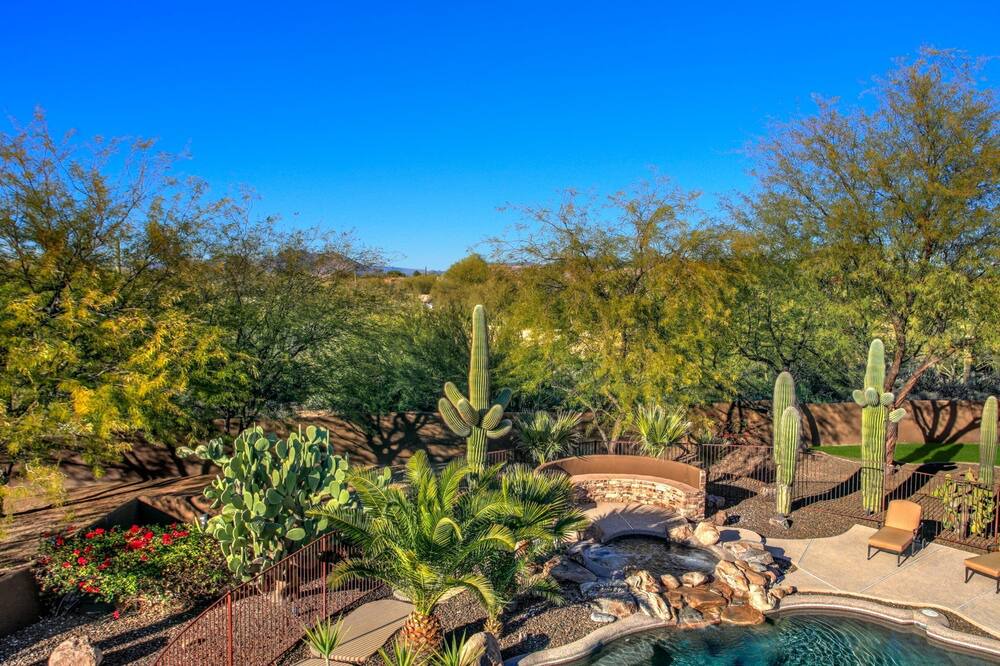 Photo of Outdoor in Pinnacle Peak
