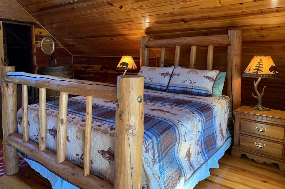 Photo of Bedroom in Mammoth Spring