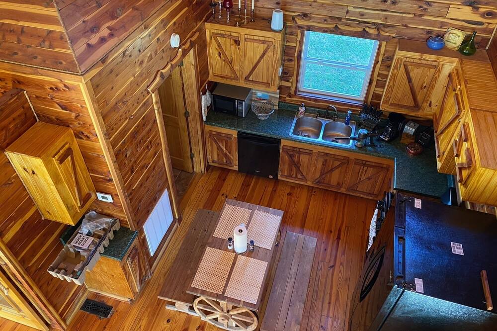 Photo of Kitchen in Mammoth Spring