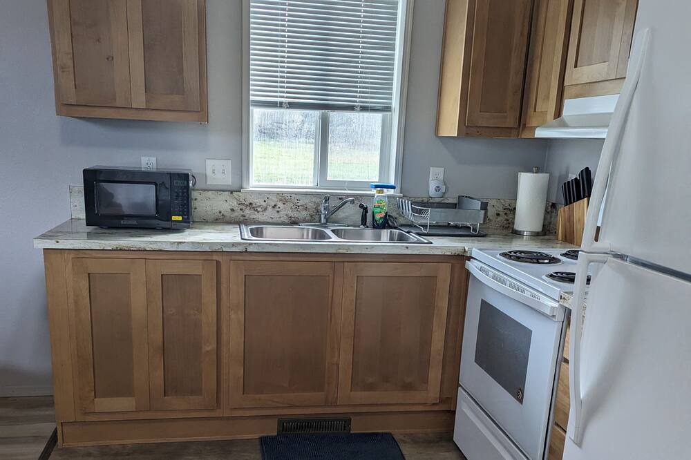 Photo of Kitchen in Redwood
