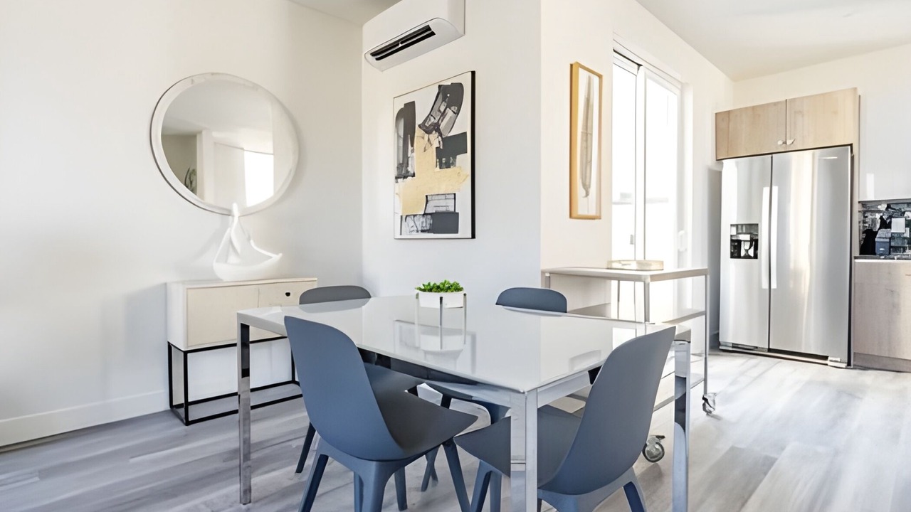 Photo of Others in Mid-Beacon Hill