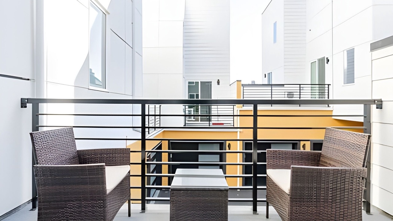 Photo of Outdoor in Mid-Beacon Hill