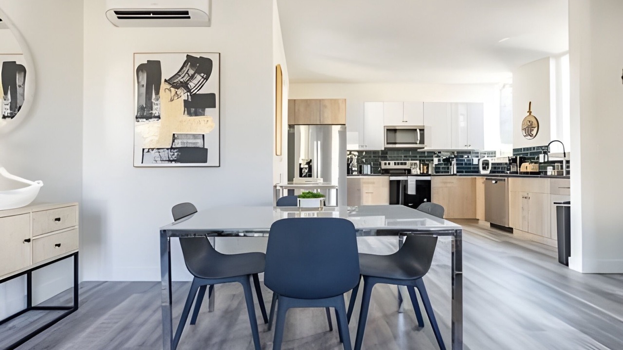 Photo of Others in Mid-Beacon Hill