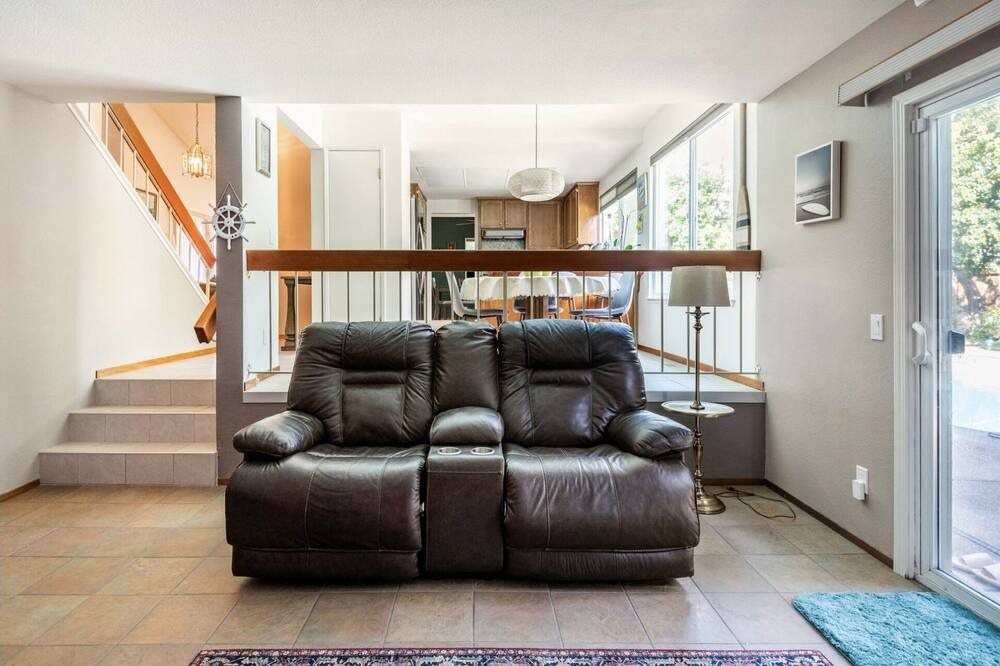 Photo of Livingroom in Elk Grove