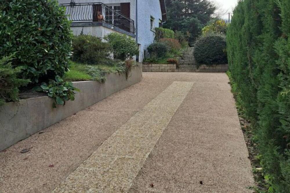 Photo of Outdoor in Bures-sur-Yvette