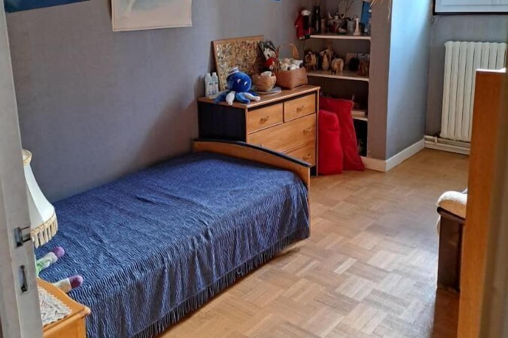 Photo of Bedroom in Bures-sur-Yvette