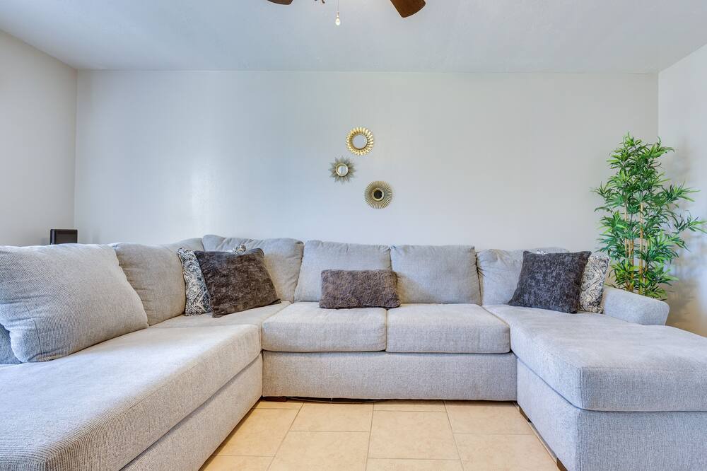 Photo of Livingroom in Southwood Valley