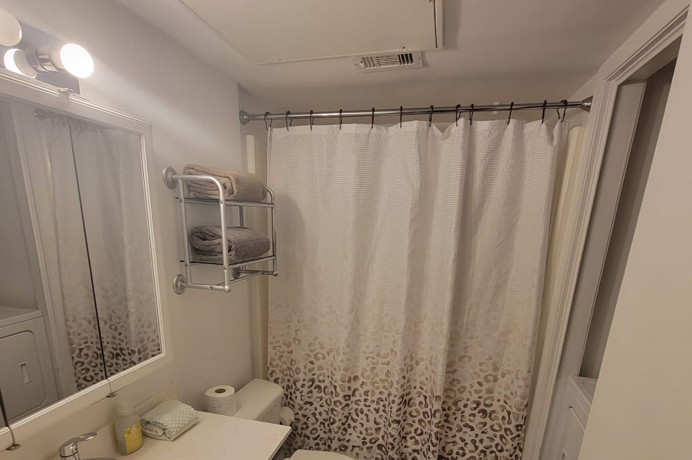 Photo of Bathroom in South Lamar