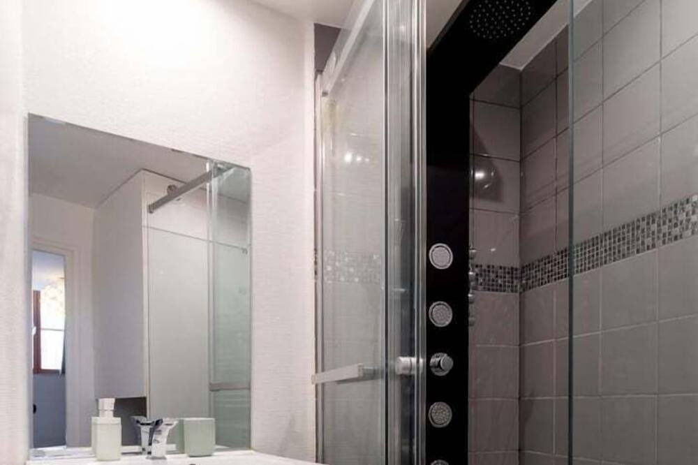 Photo of Bathroom in Vauban Esquermes