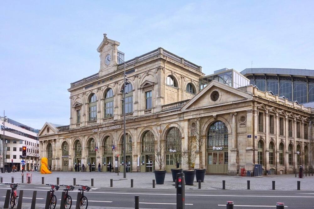Photo of Outdoor in La Madeleine
