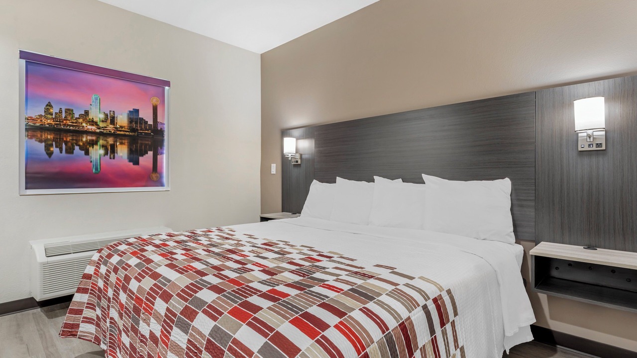 Photo of Bedroom in Hutchins